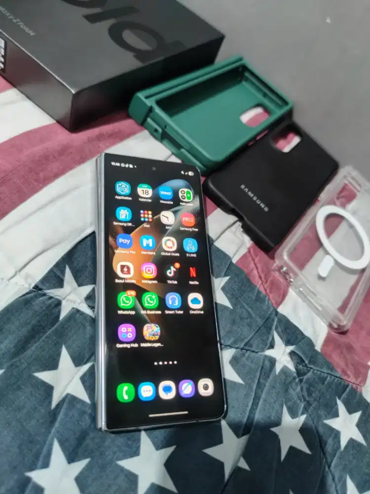 Samsung z fold 4 lengkap