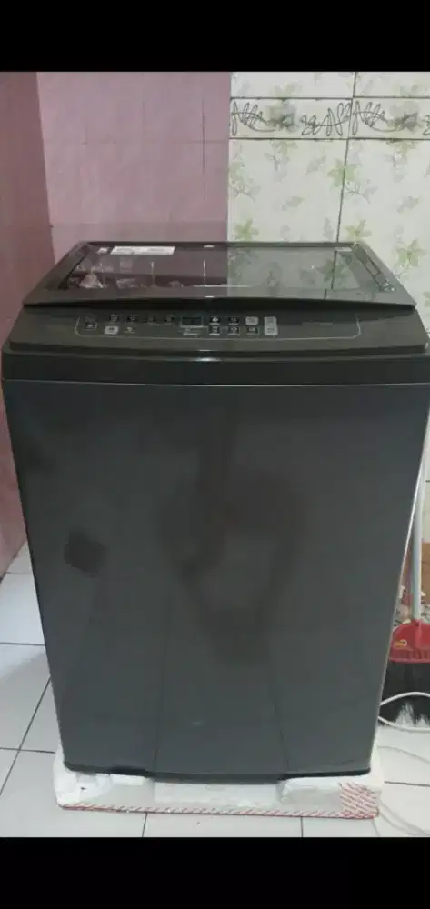 Mesin cuci top loading 10 kg