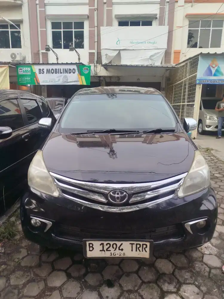 Toyota avanza tipe G double airbag