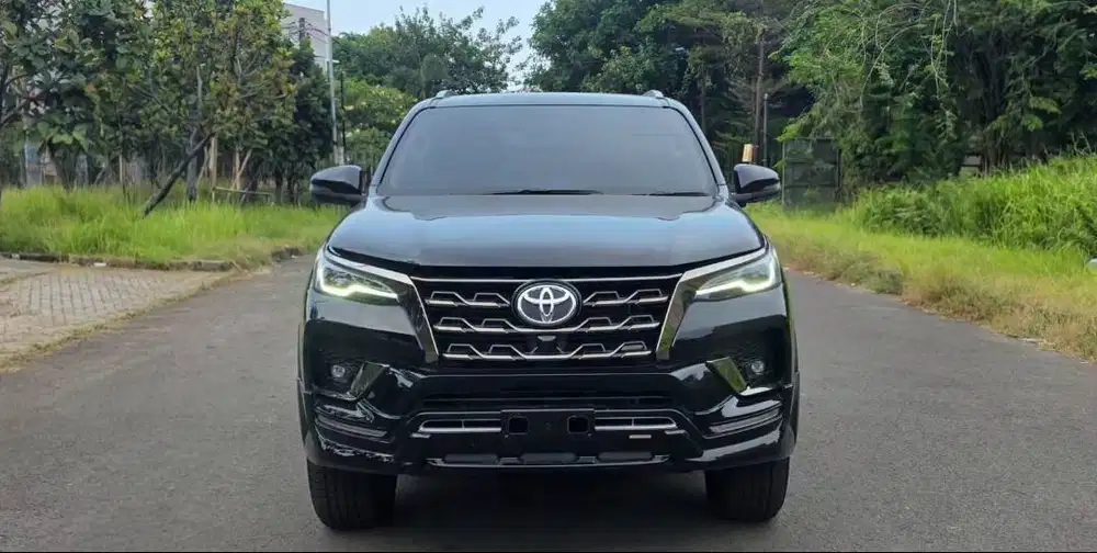 Toyota Fortuner 2.7 SRZ GR Sport 2025