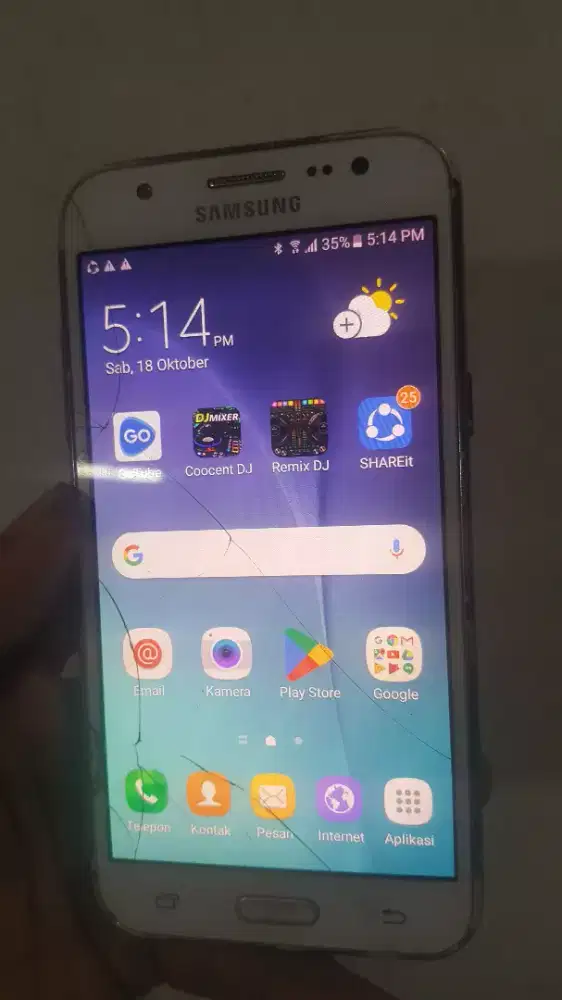 Dijual Samsung j5. Ram 1,5/8gb. Original. Minus.