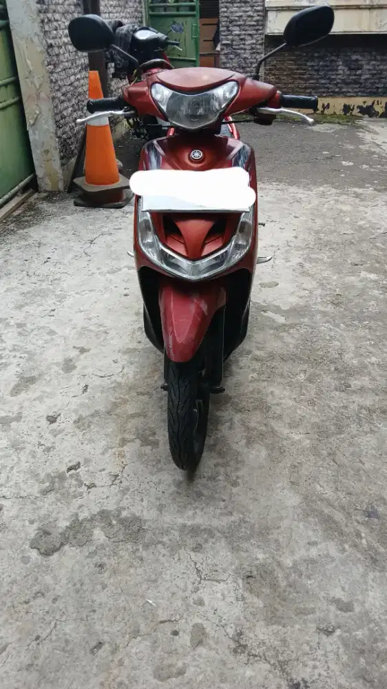 Mio 2010 smile merah