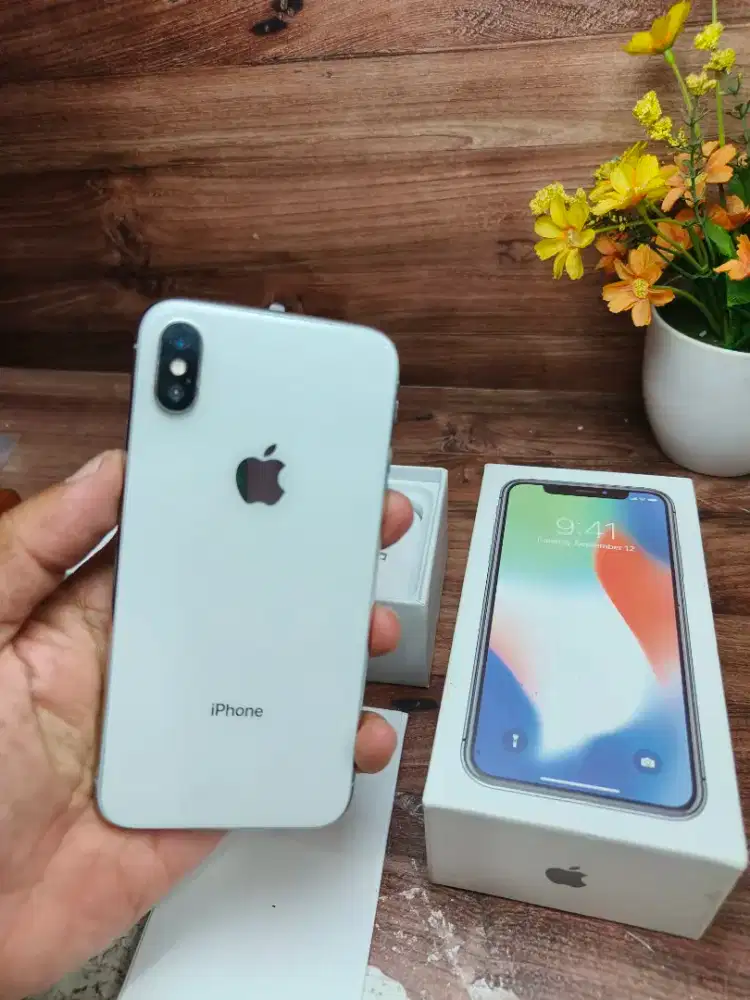 Iphone x 256 gb silver mulus fullset original garansi murah