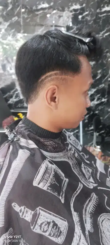 Pangkas rambut gondrong