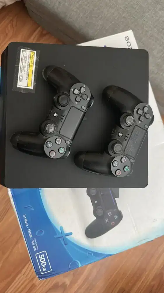 ps4 slim 500gb 
bekas