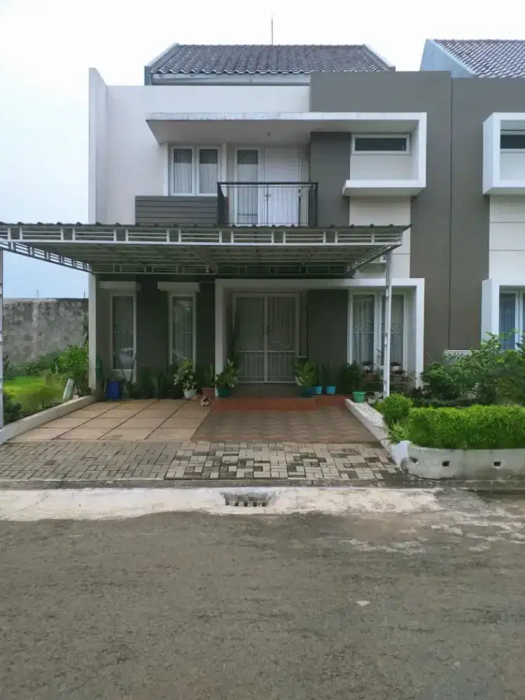 Rumah Cantik Siap Huni di Raffles Hills Cibubur Harga Nego