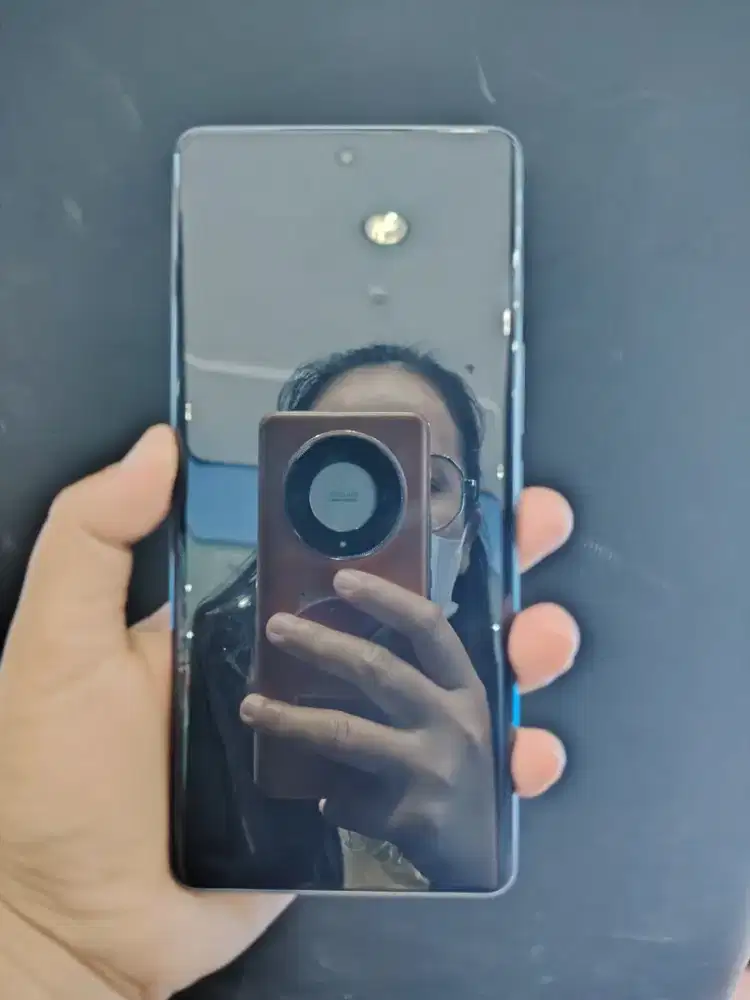 Vivo 40 ram 12 Rom 256
