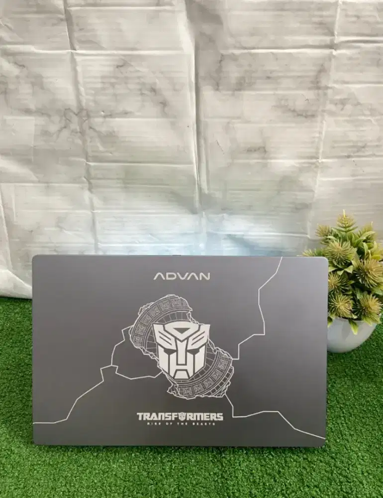 Advan Transformers 1405 intel Celeron N1 4/128 14 Silver