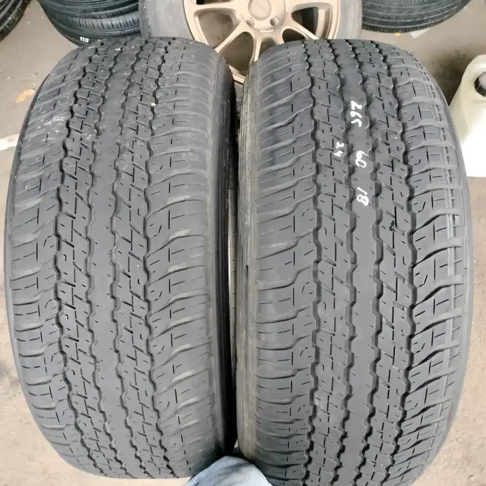 Ban Dunlop 265/60 R18 kondisi 90% tahun 2024 4 buah