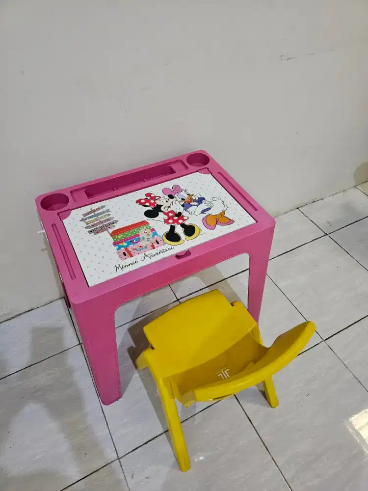 Set meja kursi tulis belajar anak paud