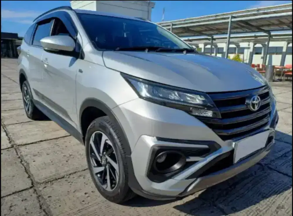 TOYOTA RUSH GR SPORT 1.5CC