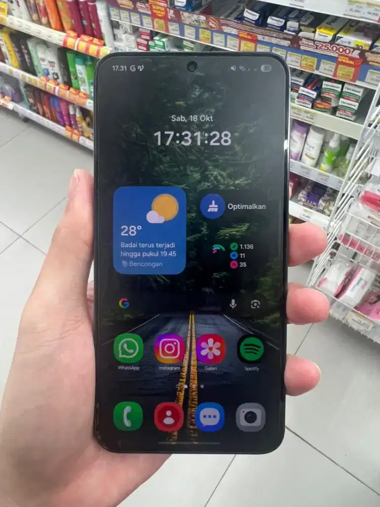 Samsung s23 8/256 LIKE NEW