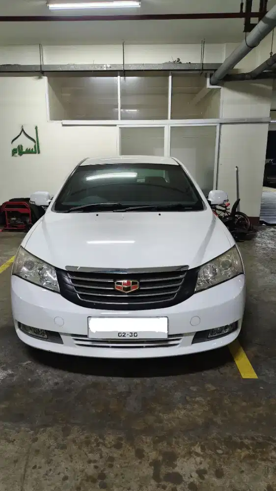 Sedan Geely Emgrand EC7 KM rendah Mobil simpanan