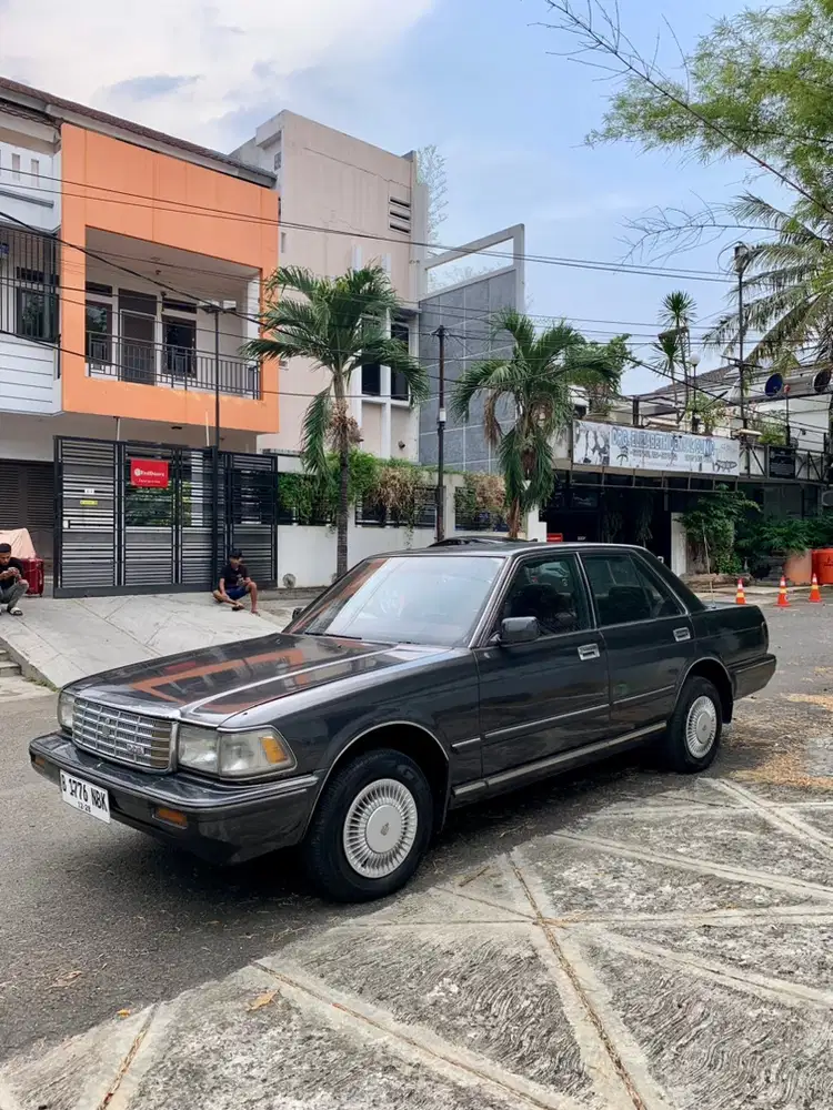 Toyota Crown 1991 Bensin