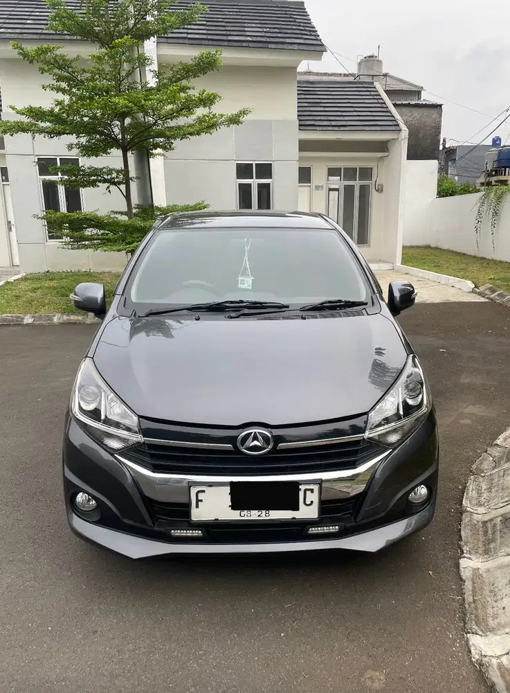 Daihatsu Ayla R  AT 2017