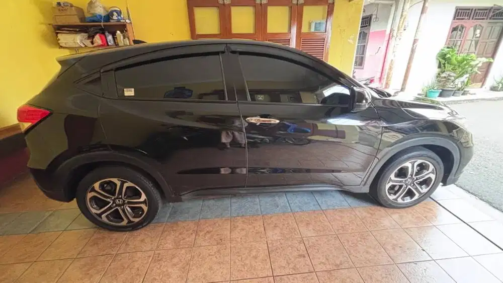 Honda HRV E 2019 AT (Bukan Pedagang)