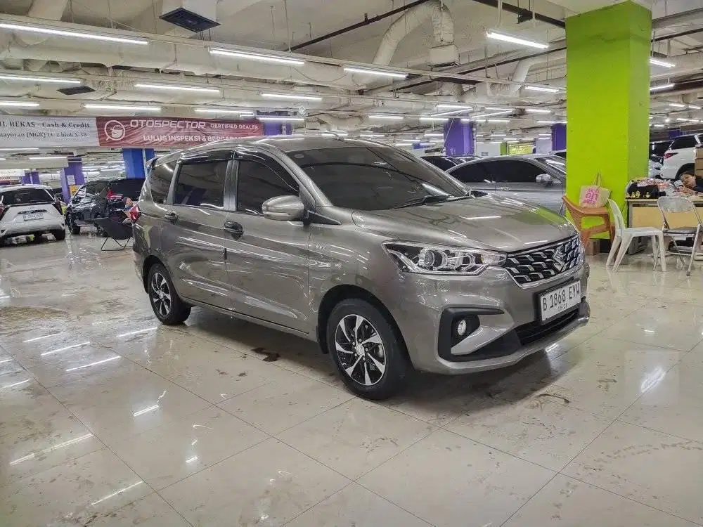 Suzuki Ertiga GX Hybrid 2022 AT km 22rb record