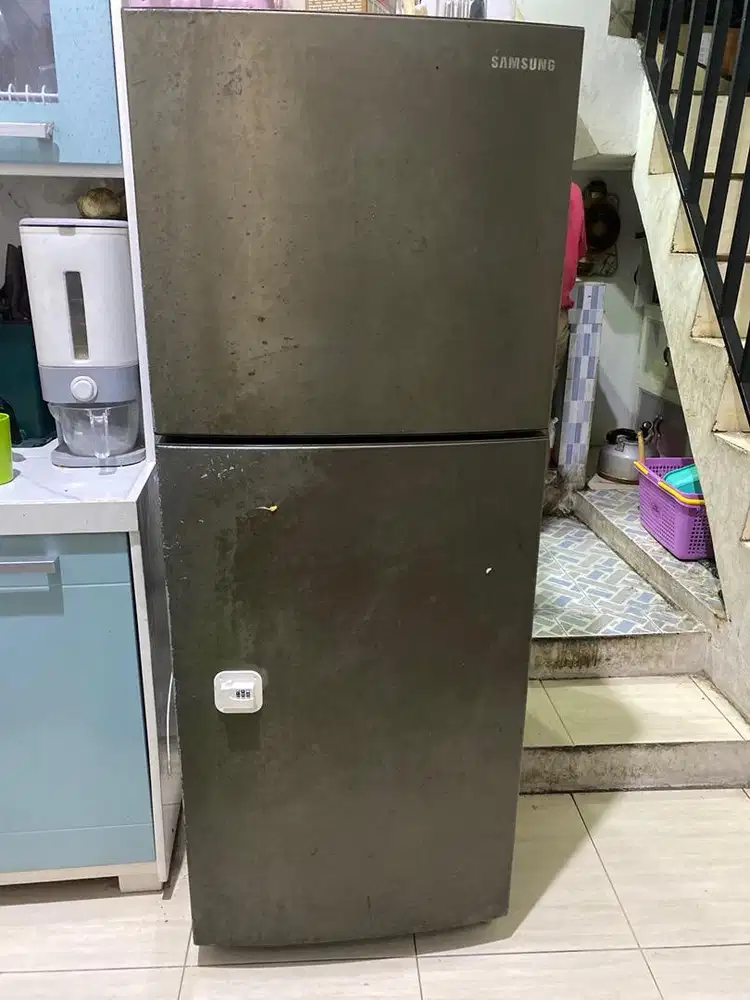 Kulkas samsung 2 pintu
