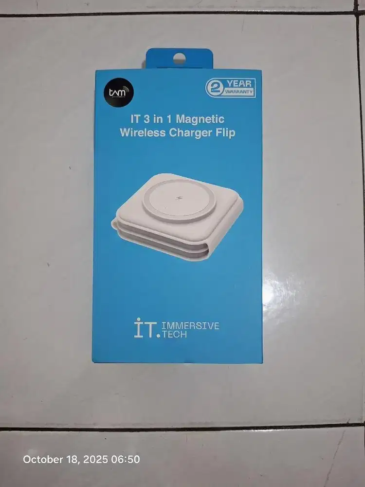 IT 3 in 1 MFI Magsafe Wireless Charger Flip Resmi