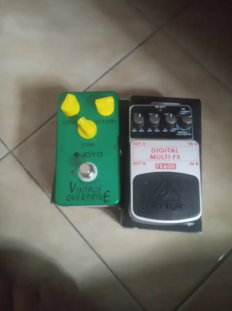 Efek gitar joyo dan behringer