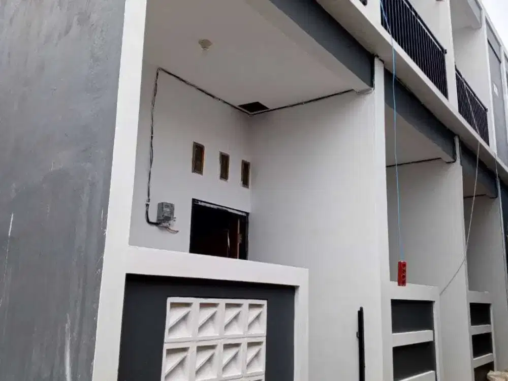 Jual Murah Rumah Minimalis 2 Lt Dekat Stasiun Lenteng Agung