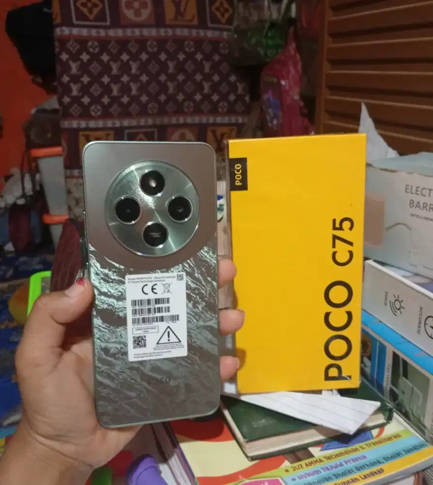 Poco c75 NFC ram 6+6/128 fullset ori!.