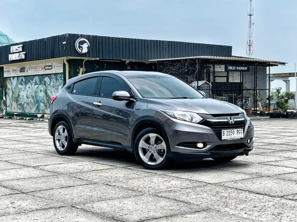Honda HR-V 1.5 Type E CVT Bensin 2018 |Warna Abu-Abu |KM.50RB ASLI