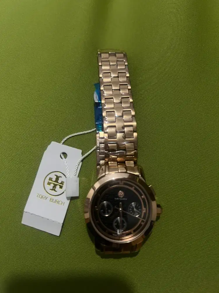 Jam TORY BURCH new blm pakai