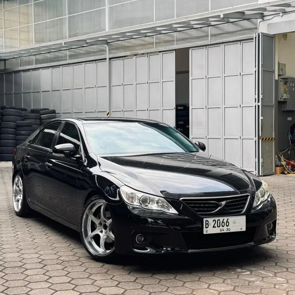 Toyota Mark X V6 2.5 AT 2012 bukan camry