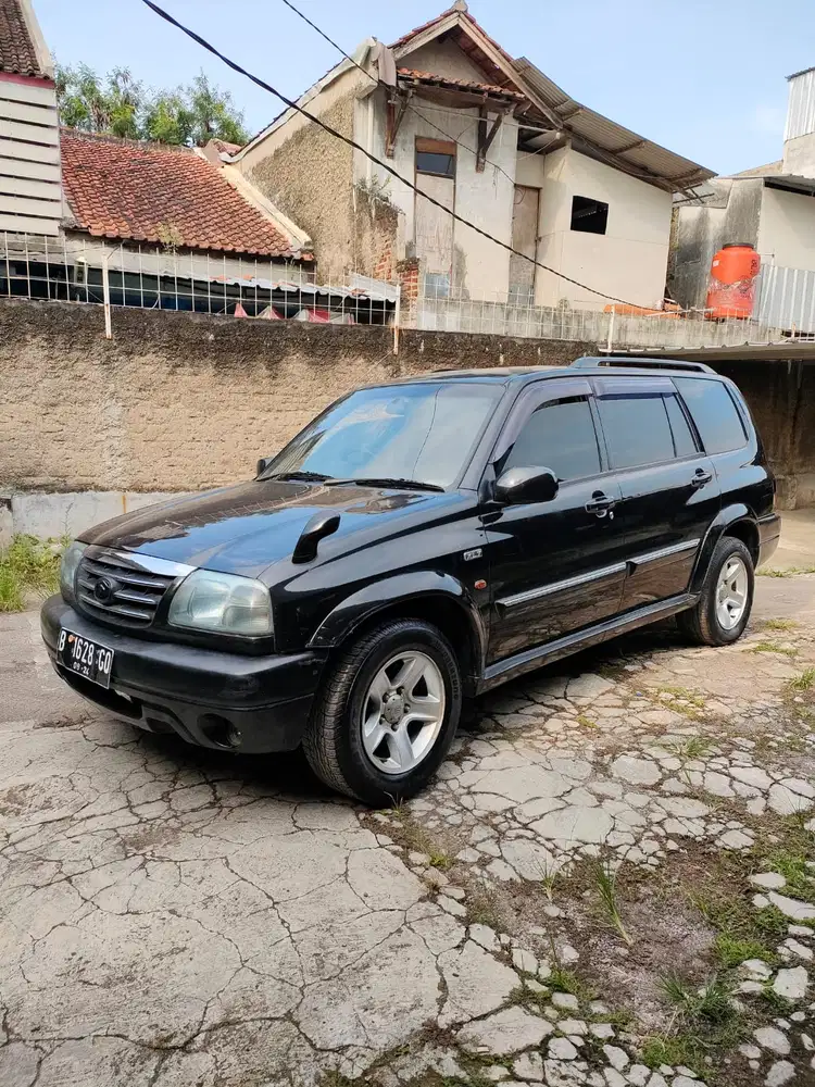 Suzuki Escudo 2004 Bensin