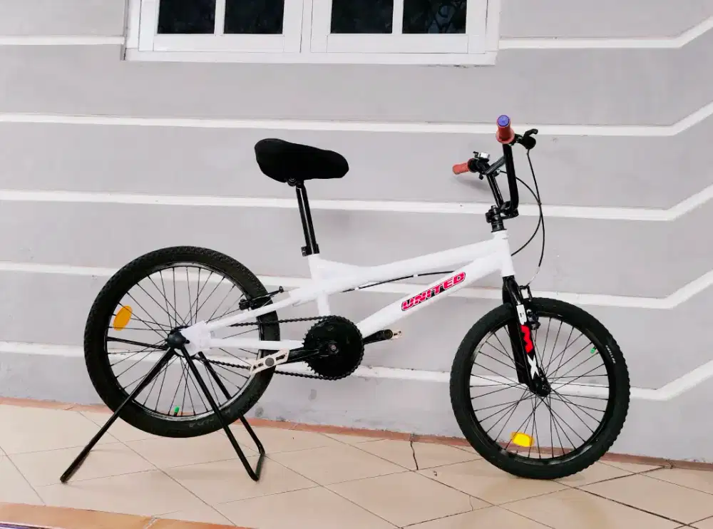 Sepeda BMX merek united uk'20 hrg 500rb net