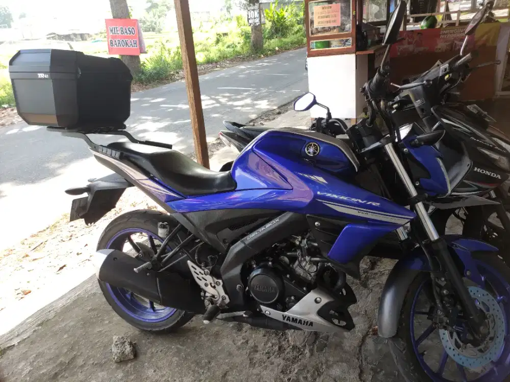 VIXION R 155 vva 6 speed
