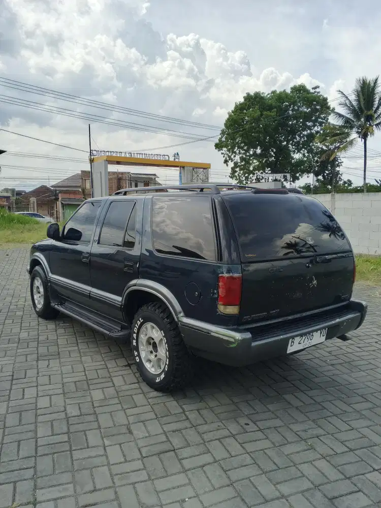 Opel Blazer 1998 Bensin