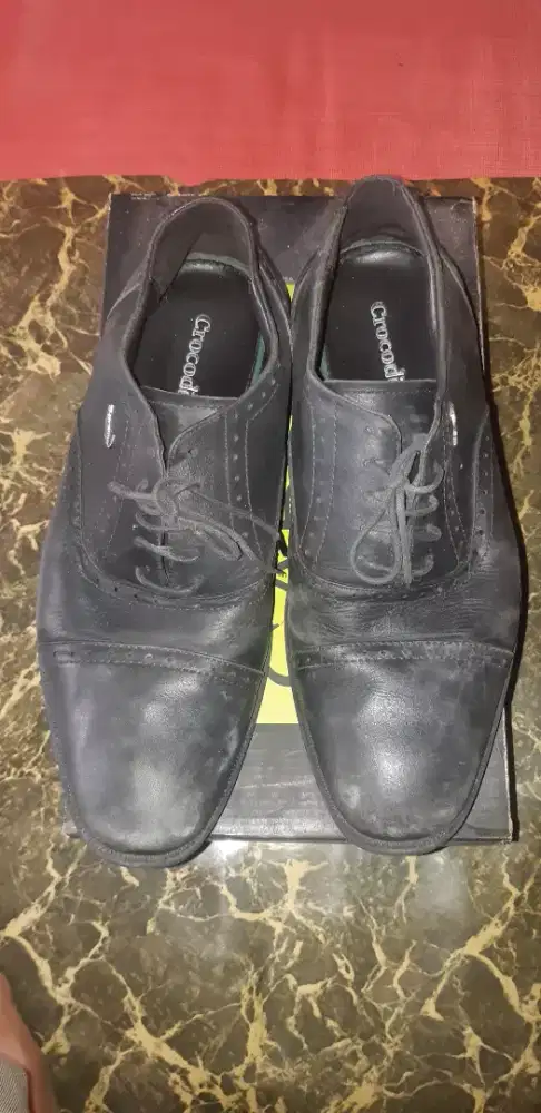Sepatu crocodile size 40