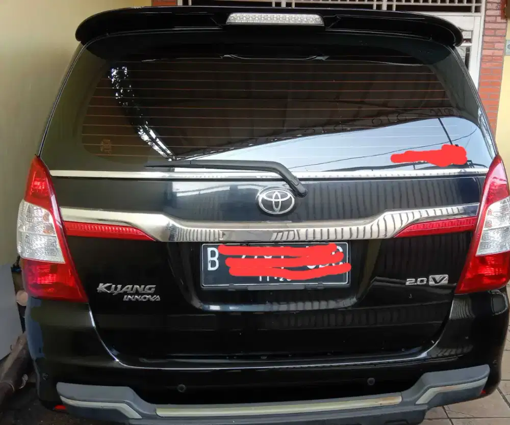 Kijang innova V 2015 Matic ( Bensin )