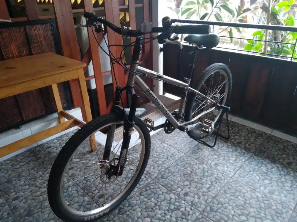Sepeda MTB merk Van Nicholas- Zion