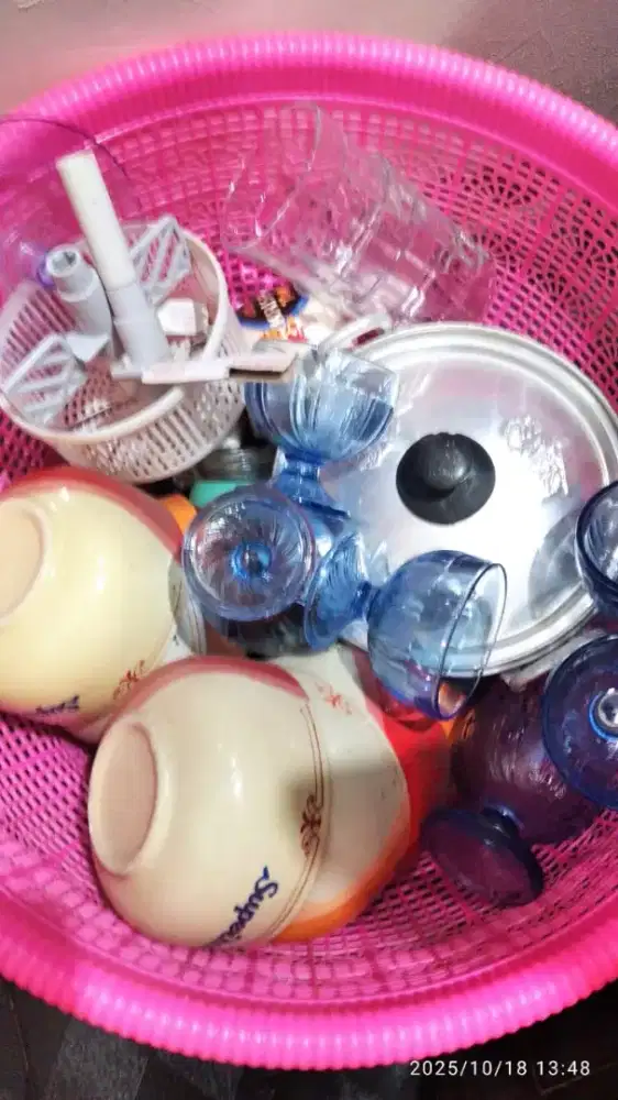 Alat² dapur dan kipas angin