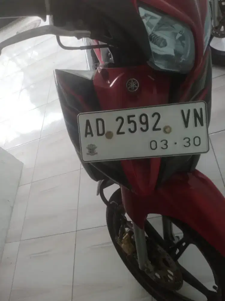 Jupiter z cw 2010 kondisi bagus,lampu depan belakang lid
