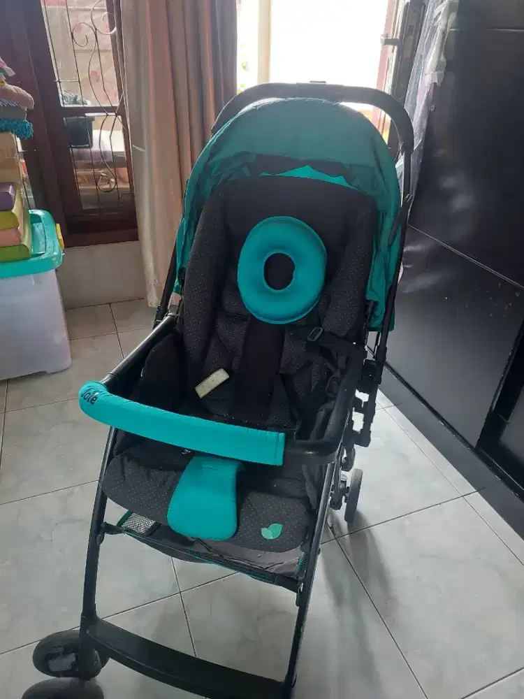 Stroller bayi JOIE