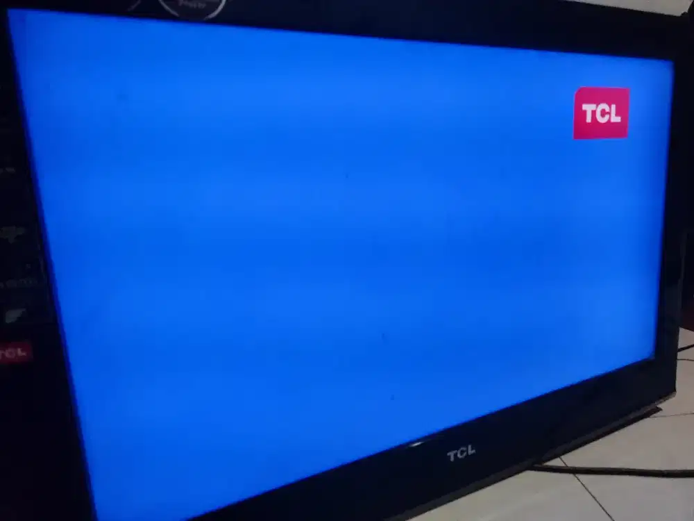 DI JUAL CEPAT Tv LCD TCL