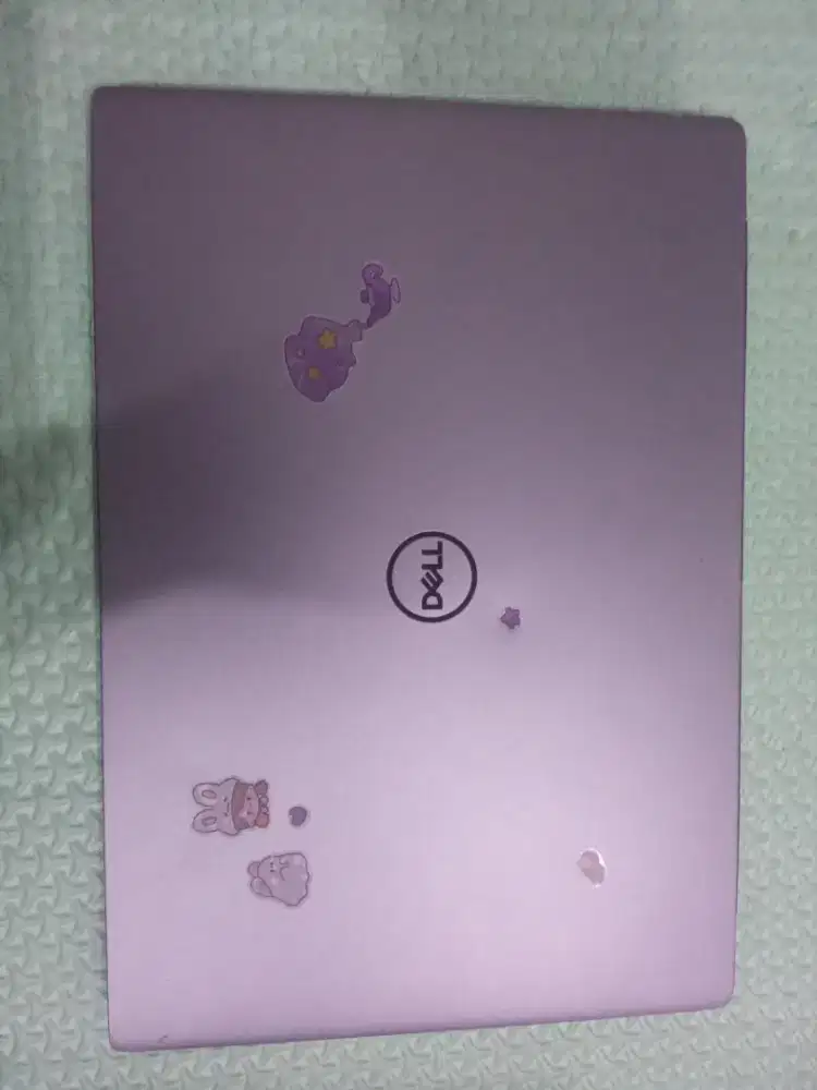 Laptop DELL VOSTRO 5490