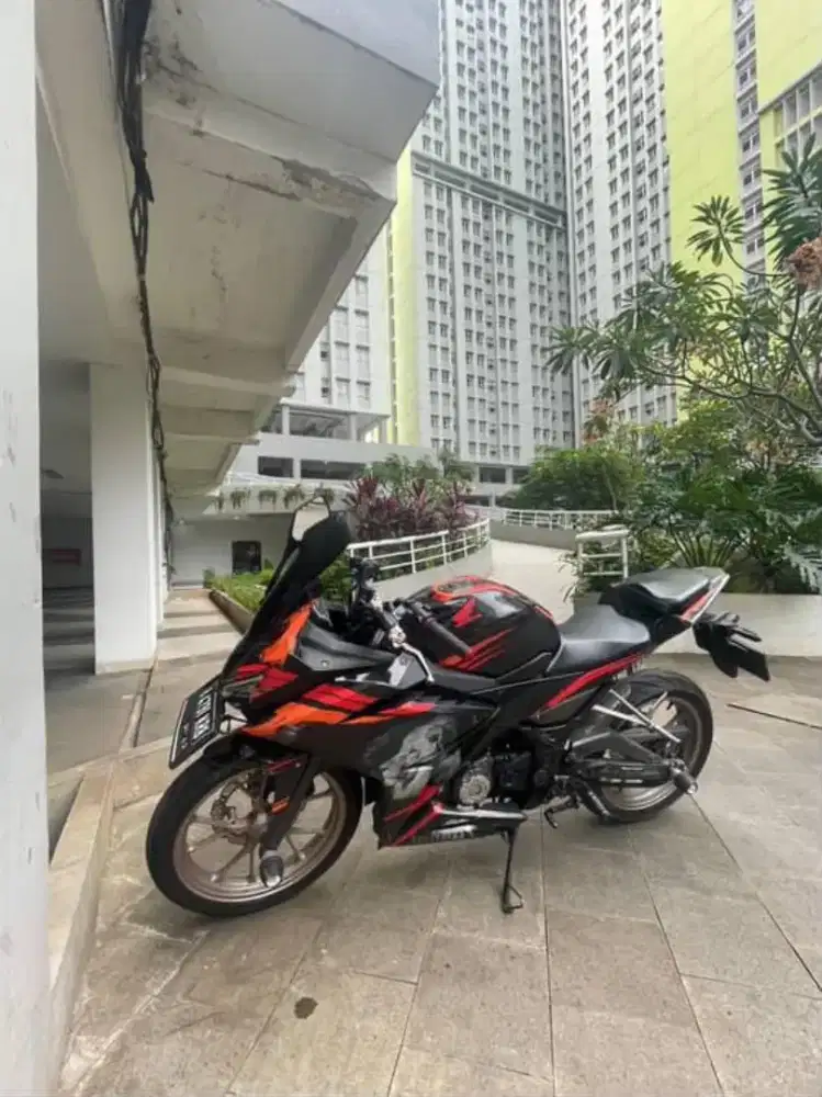 Honda CBR 150R 2019
