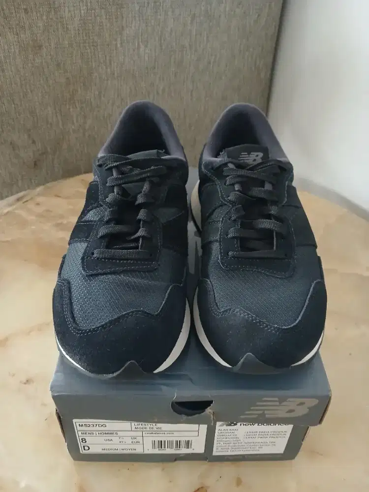 Sepatu New Balance 237 Size 41,5 like new