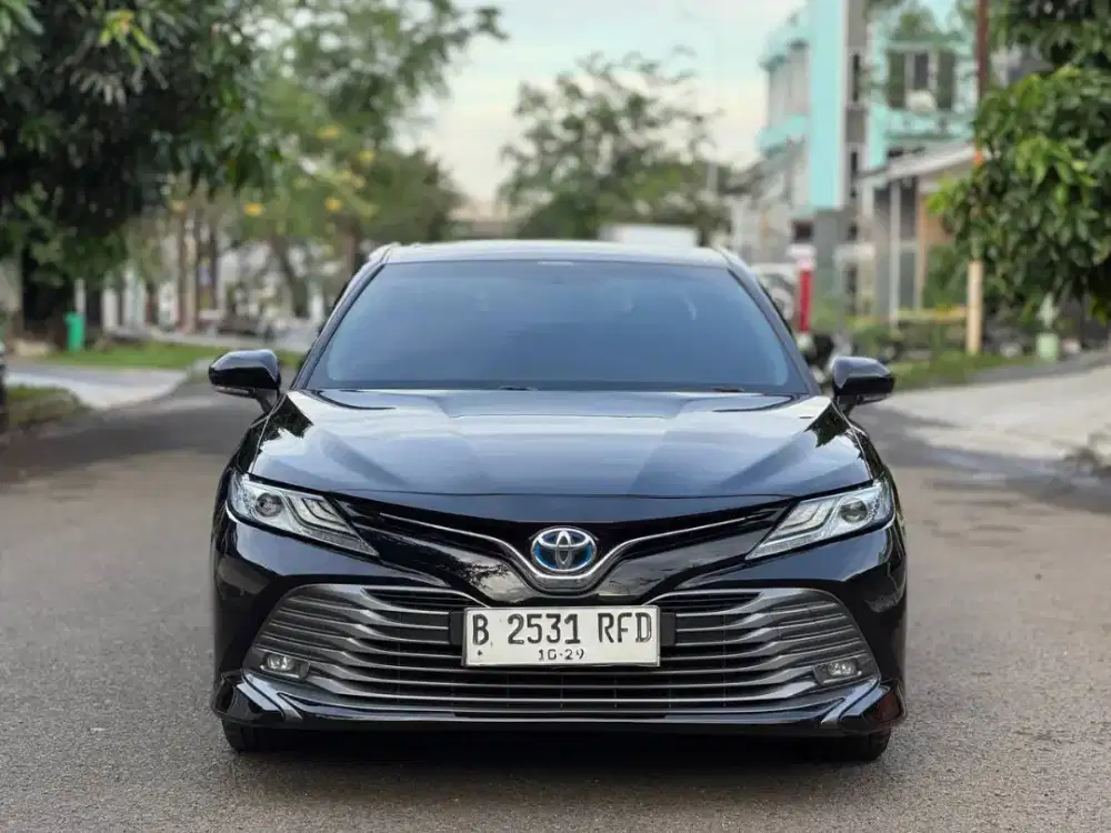 [TERMURAH] Toyota Camry 2.5 Hybrid AT 2019