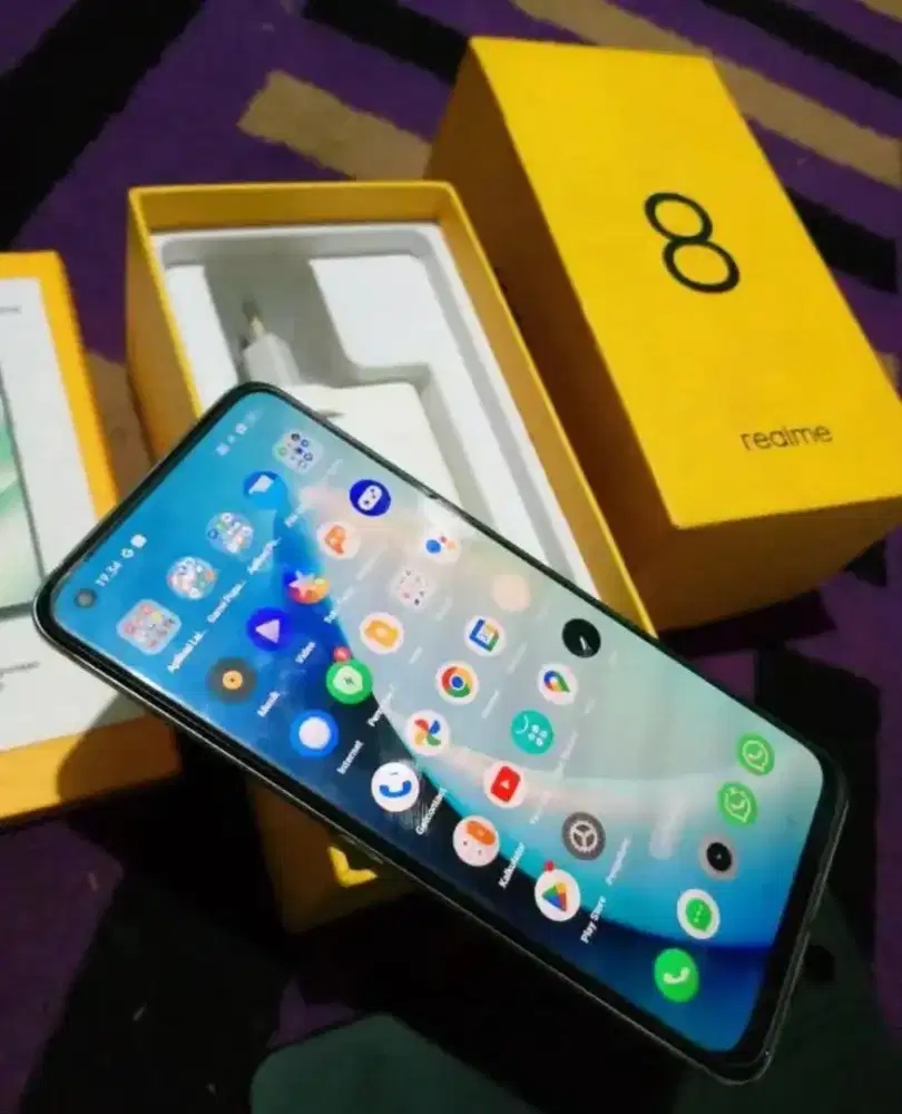 REALME 8 LENGKAP 8/128 GB