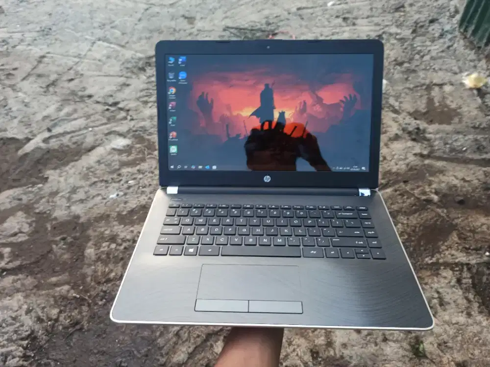 Laptop HP 14-bw0xx Ram 8gb SSD 128gb