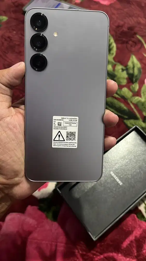 SAMSUNG S25 + 12/512