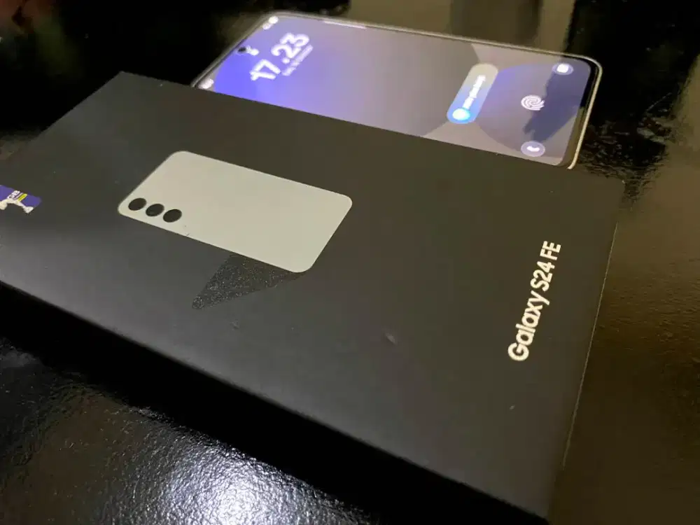 Nego tipis - Samsung S24FE 8/256 Like new