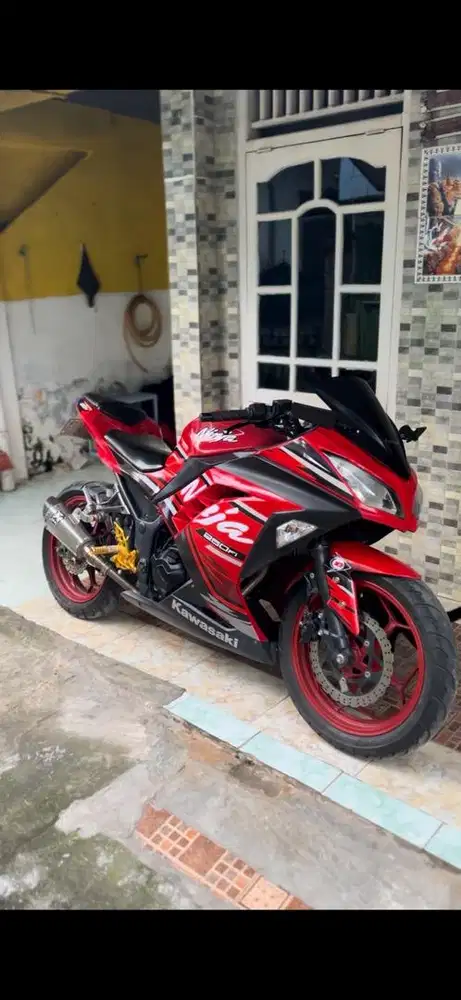 Ninja 250 FI 2016