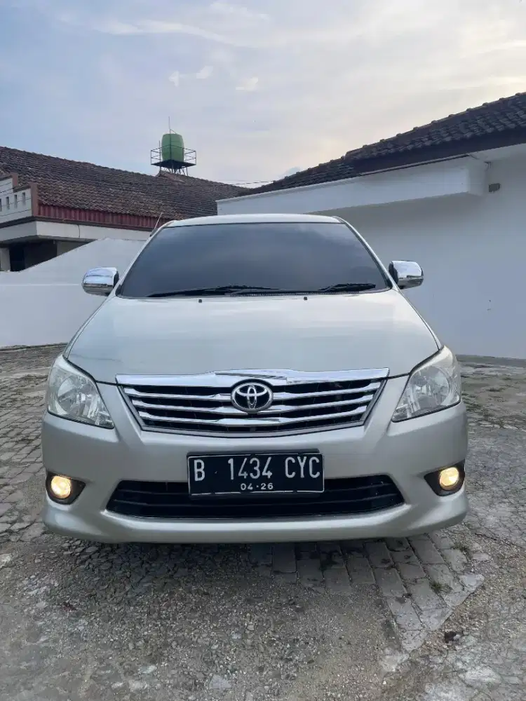 Kijang Innova g at 2013
